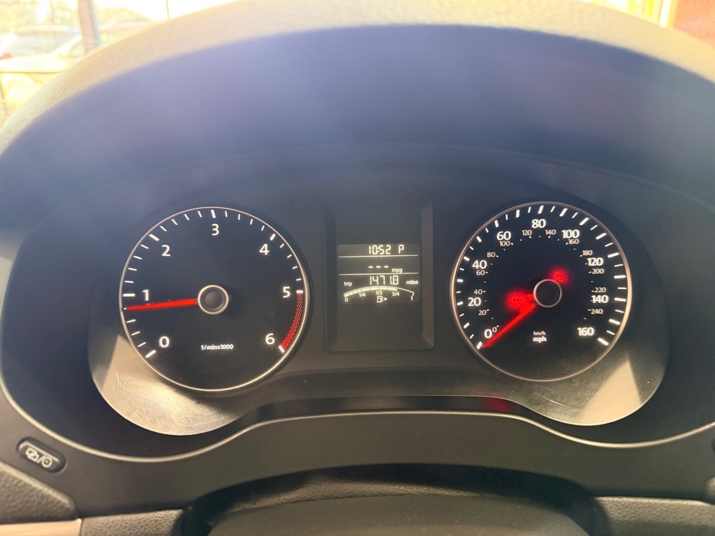 Volkswagen Jetta  2014