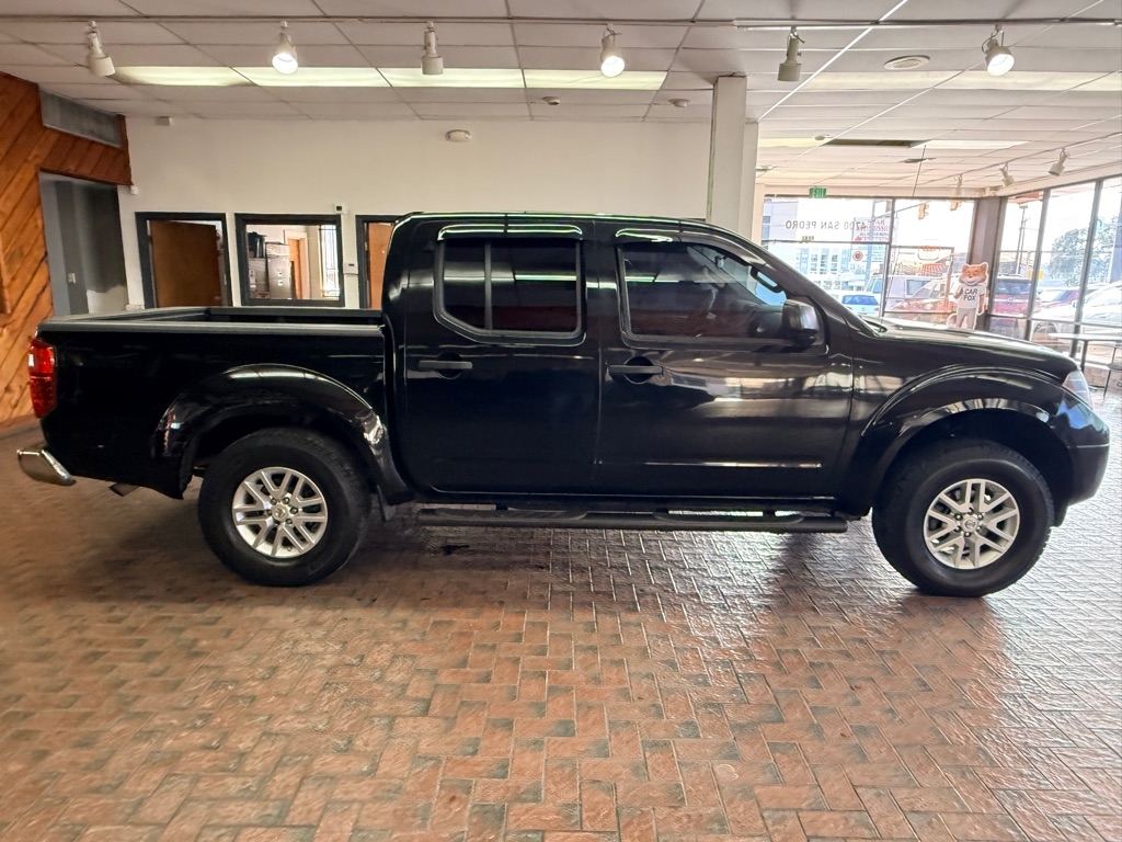 Nissan Frontier  2016