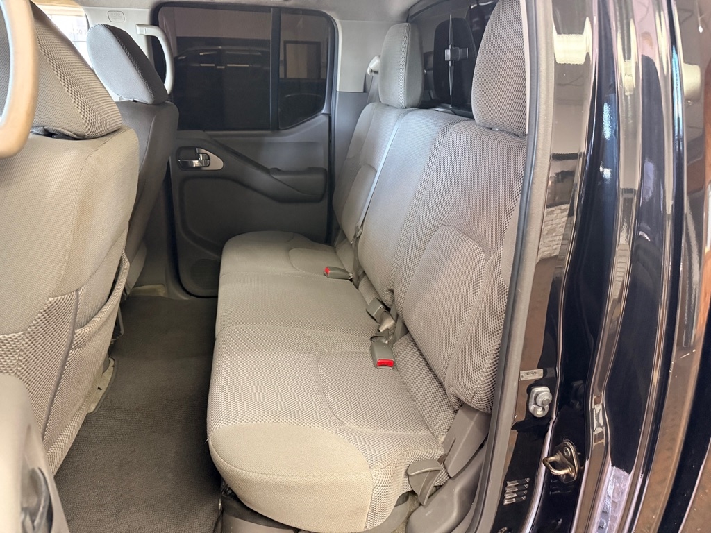 Nissan Frontier  2016