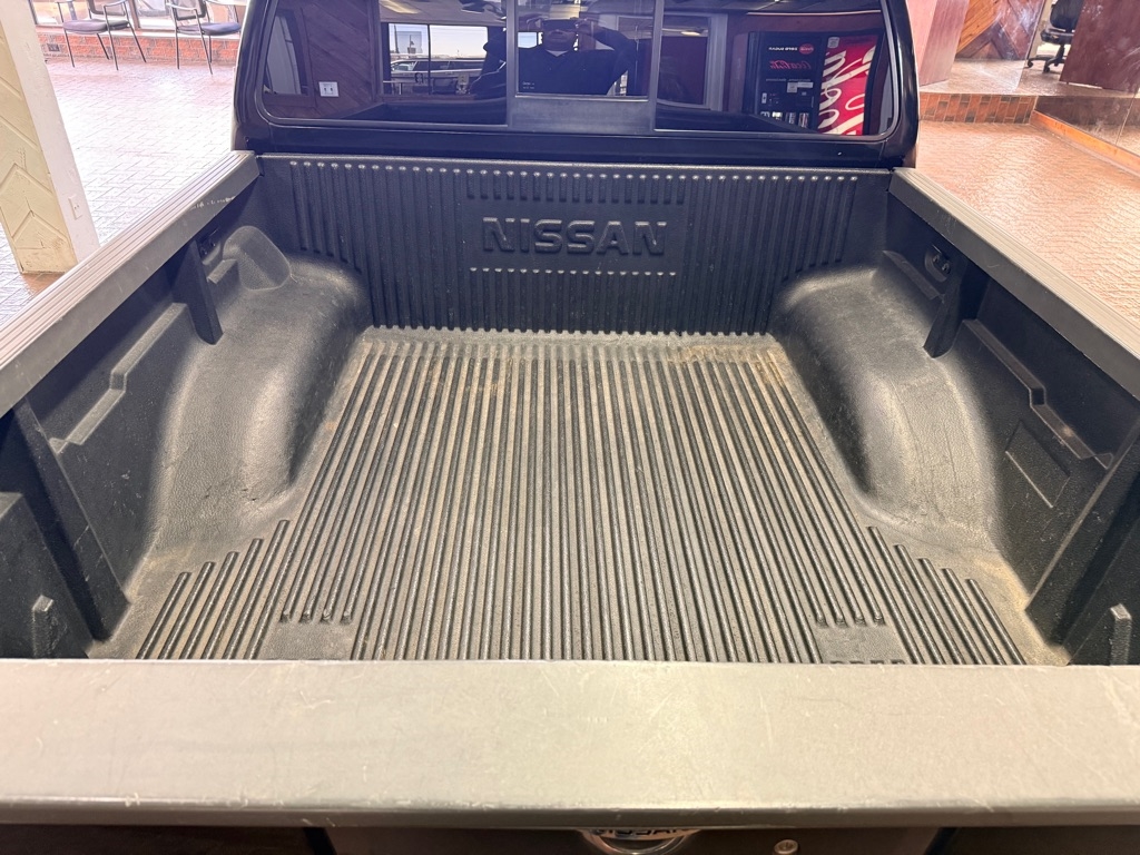 Nissan Frontier  2016