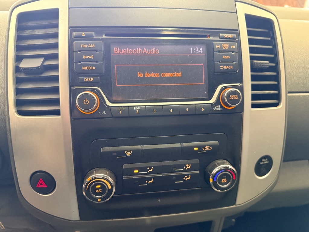 Nissan Frontier  2016