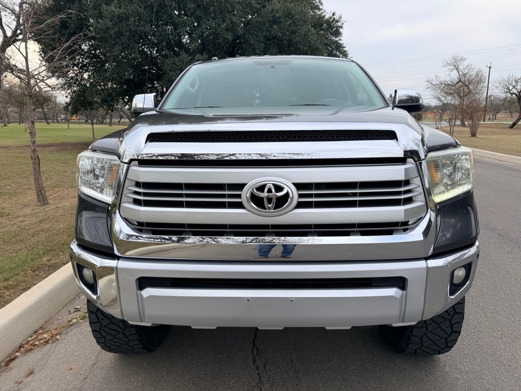 Toyota Tundra  2014