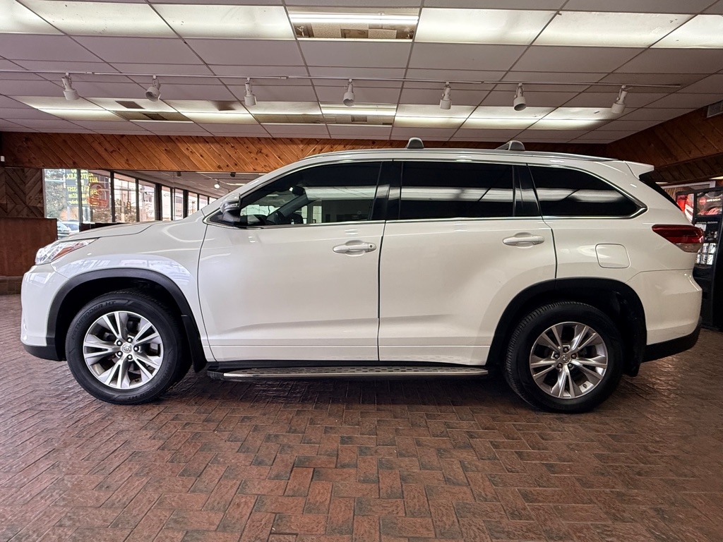 Toyota Highlander  2017