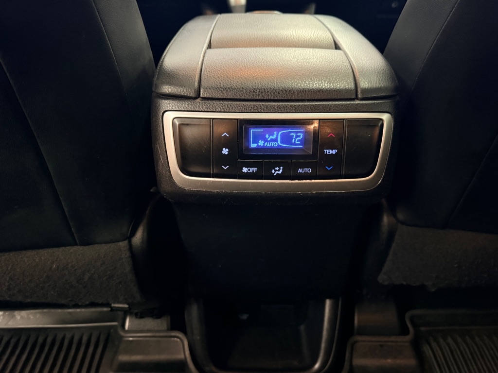 Toyota Highlander  2017