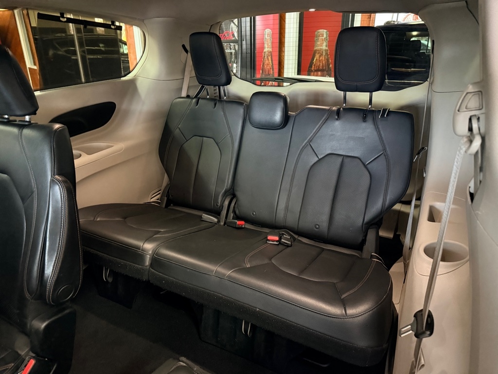 Chrysler Pacifica Touring L 2020