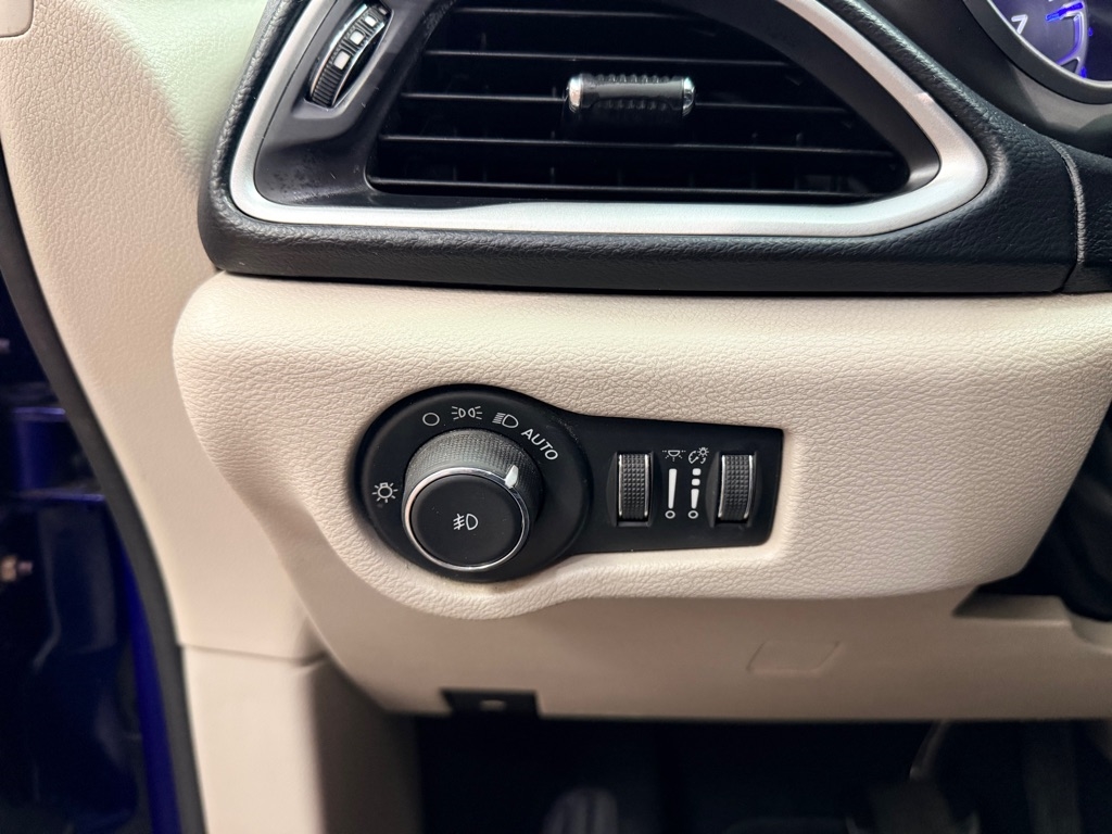 Chrysler Pacifica Touring L 2020