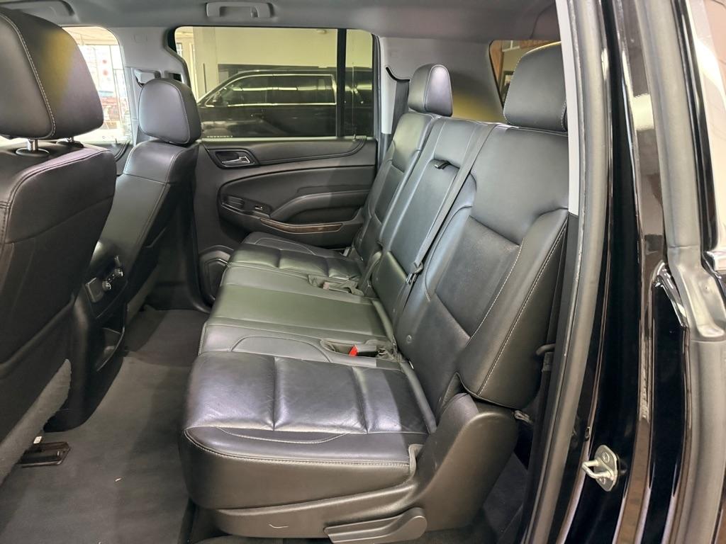 Chevrolet Suburban  2019