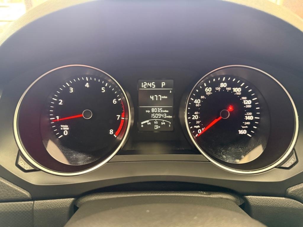 Volkswagen Jetta  2016