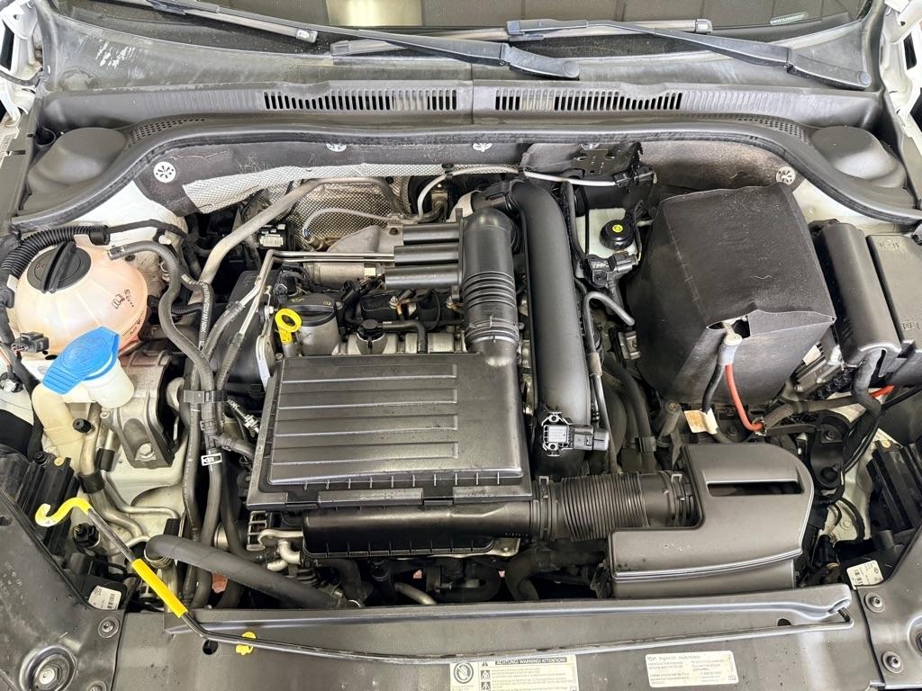 Volkswagen Jetta  2016