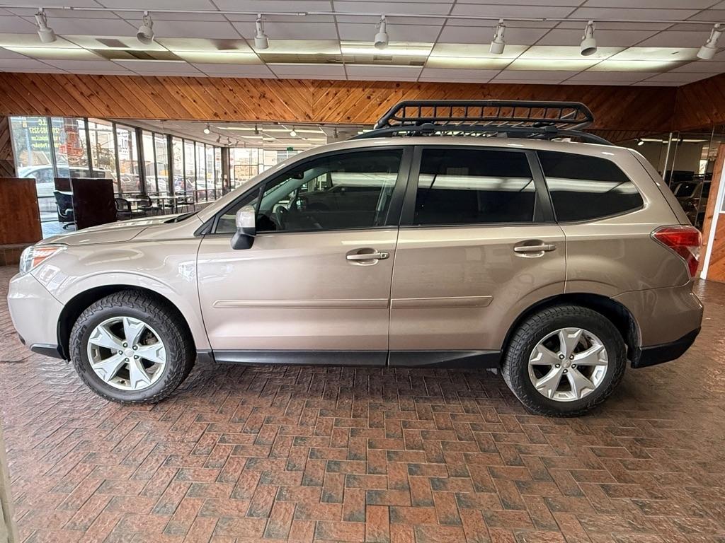 Subaru Forester  2016