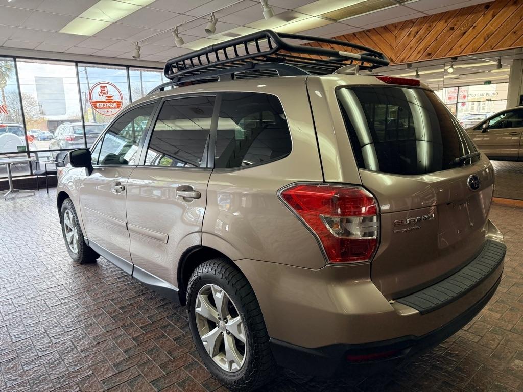 Subaru Forester  2016