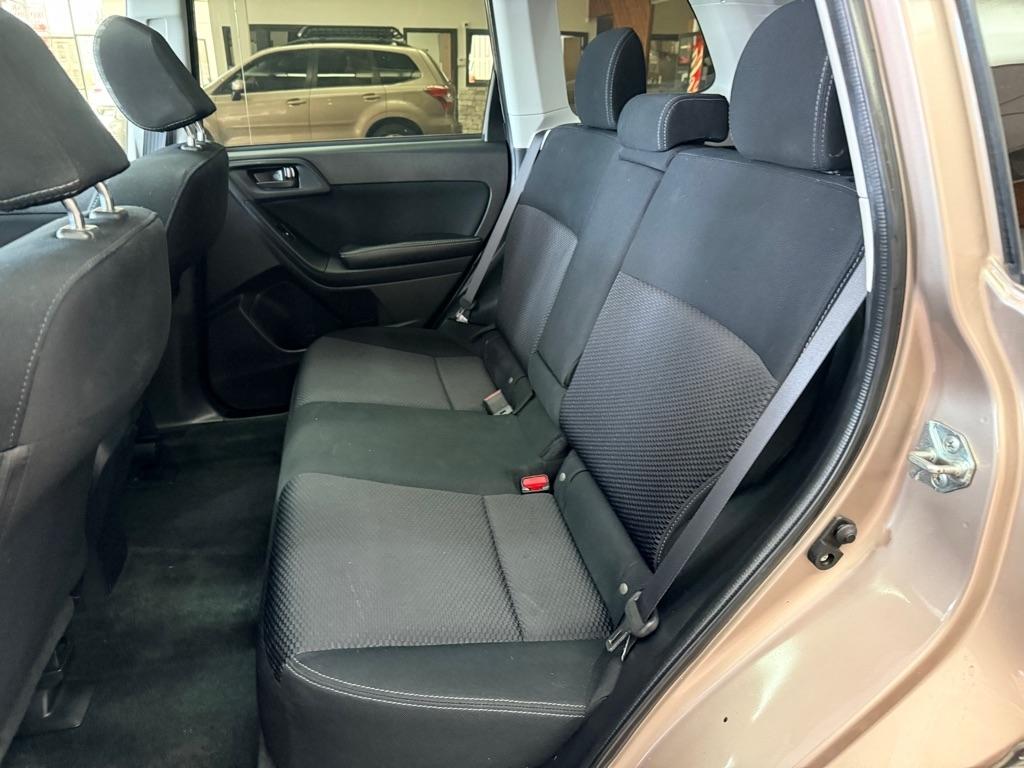 Subaru Forester  2016