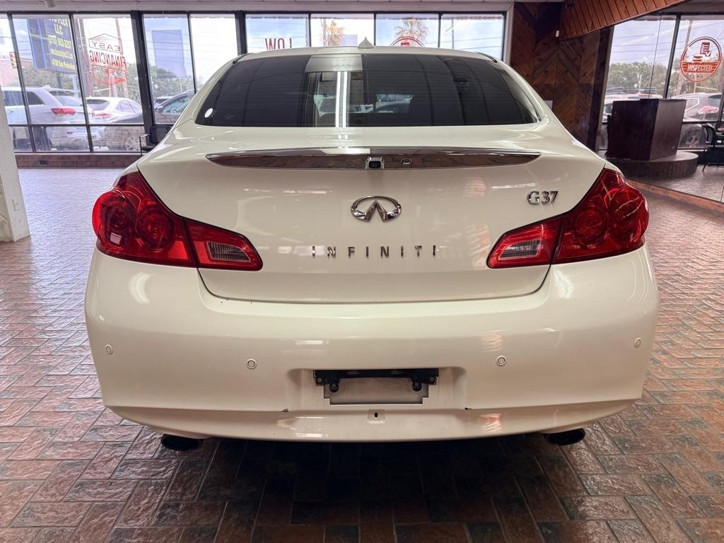 Infiniti G Sedan  2013
