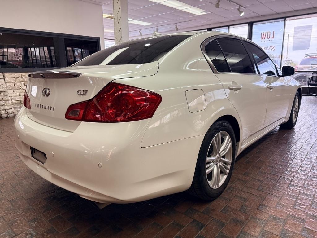 Infiniti G Sedan  2013