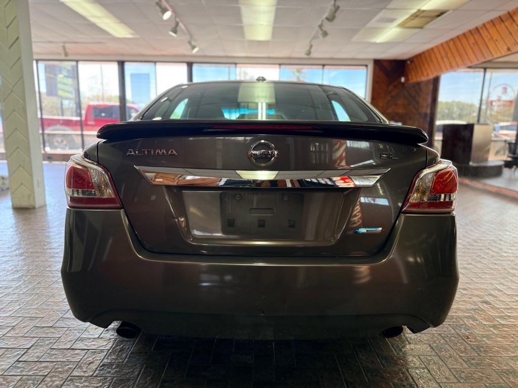 Nissan Altima  2013
