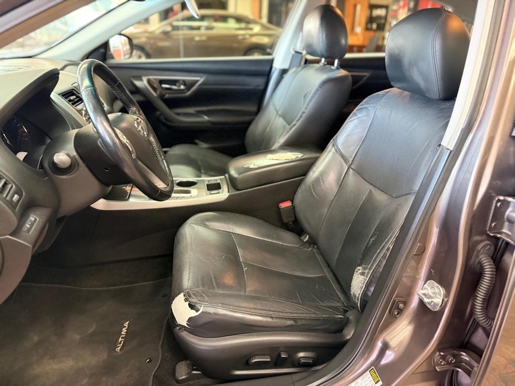 Nissan Altima  2013