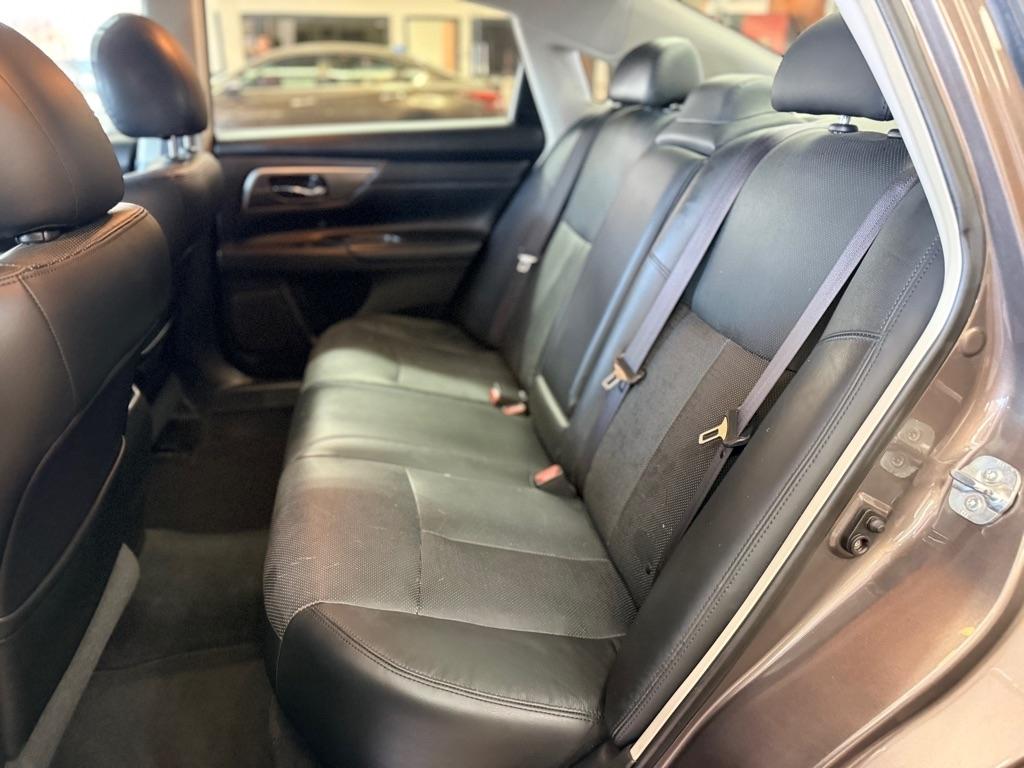 Nissan Altima  2013