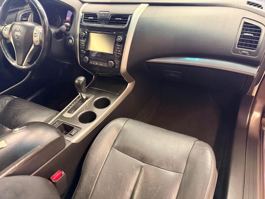 Nissan Altima  2013