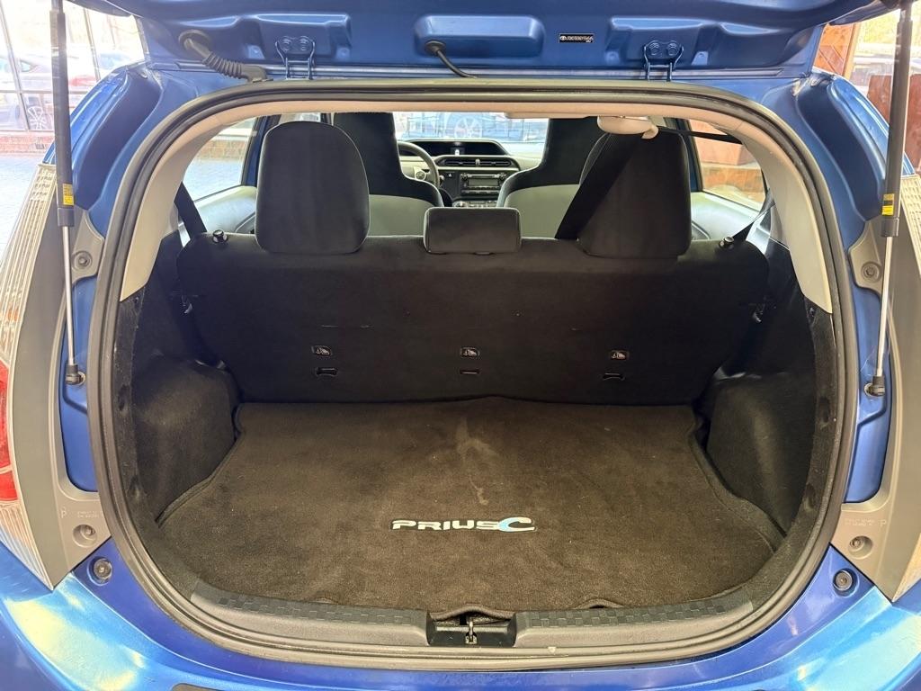 Toyota Prius c  2013