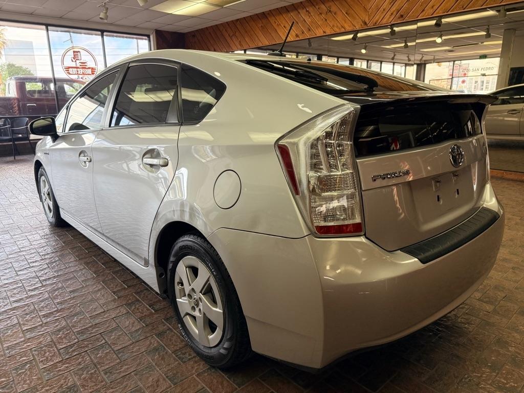 Toyota Prius  2010
