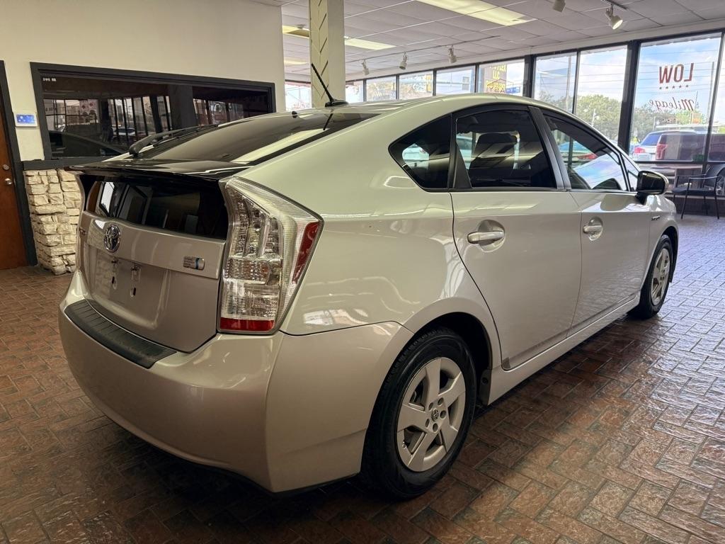 Toyota Prius  2010