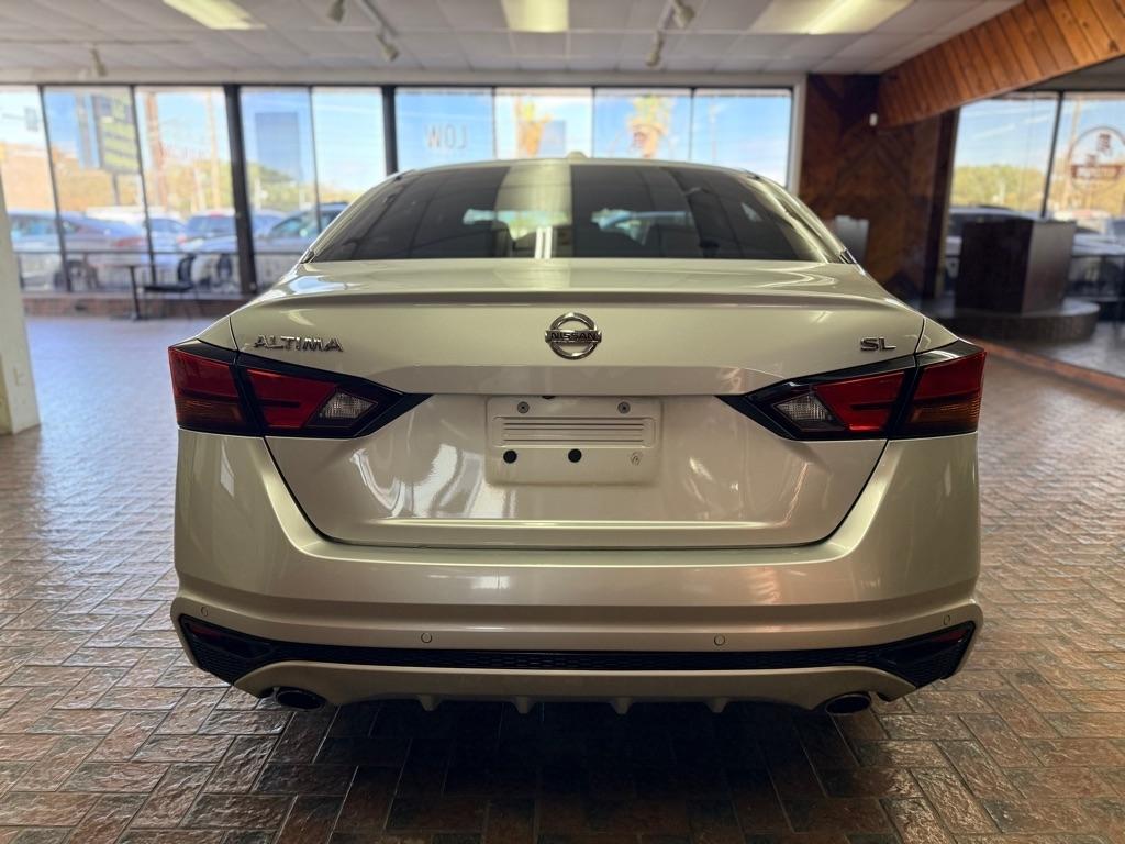 Nissan Altima  2019