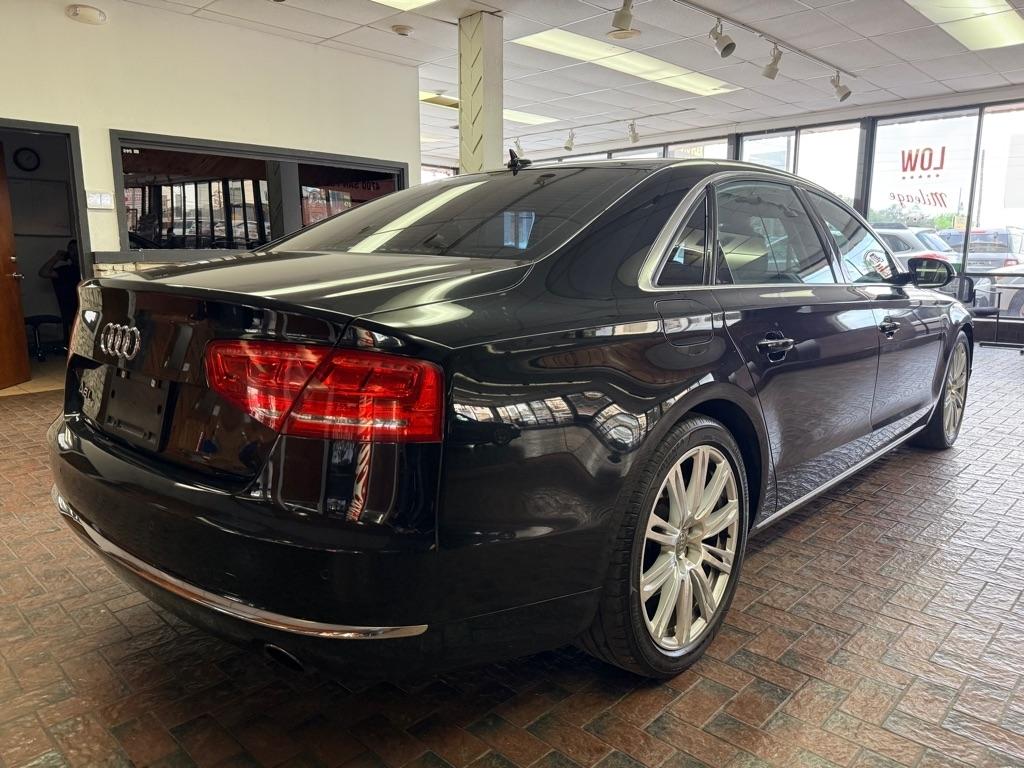 Audi A8  2014