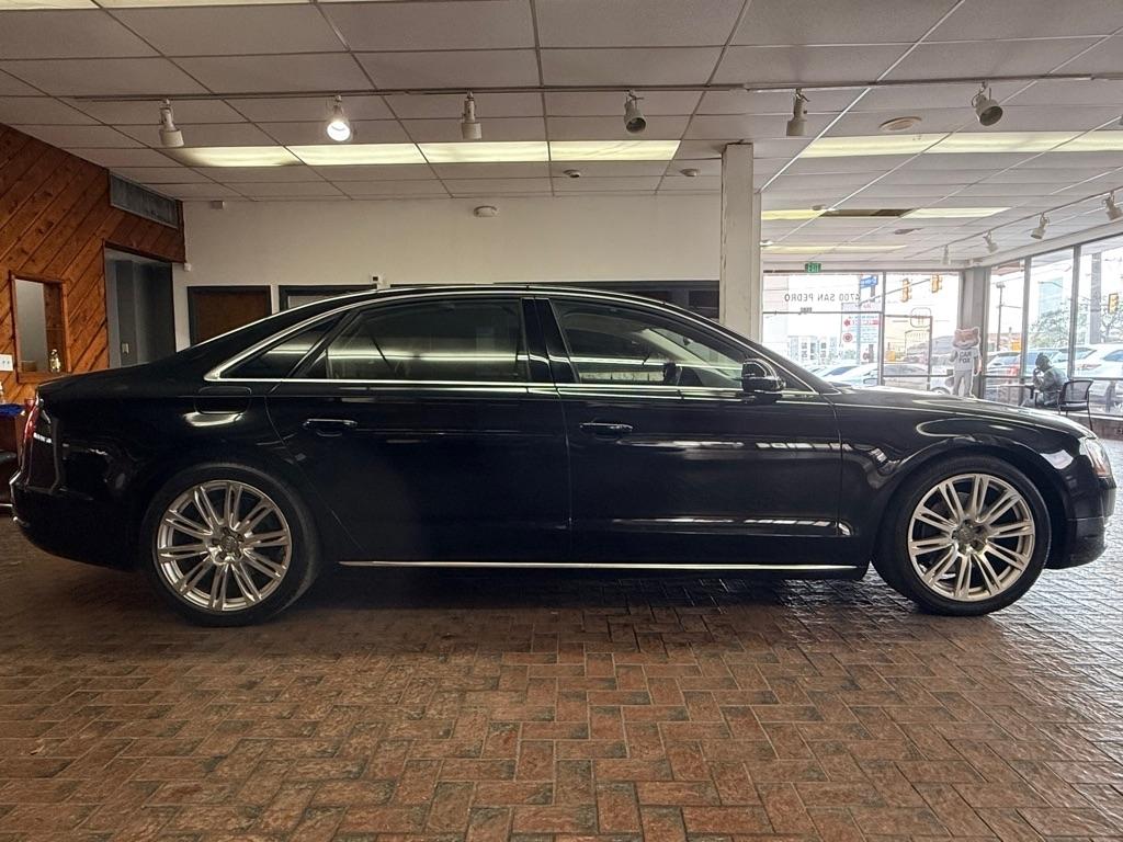 Audi A8  2014
