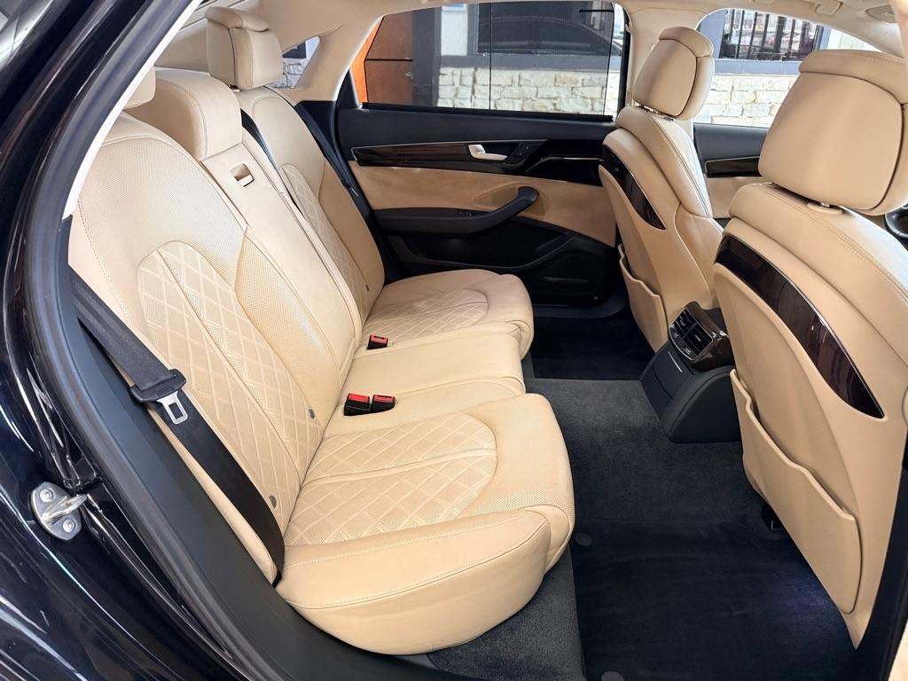 Audi A8  2014