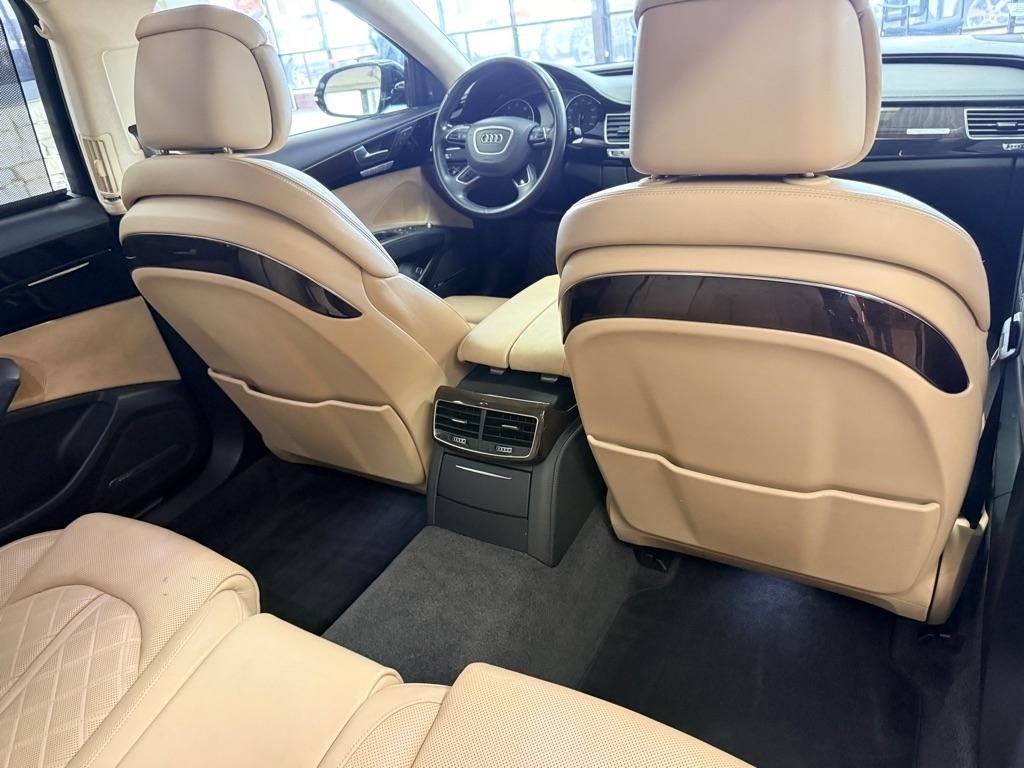 Audi A8  2014