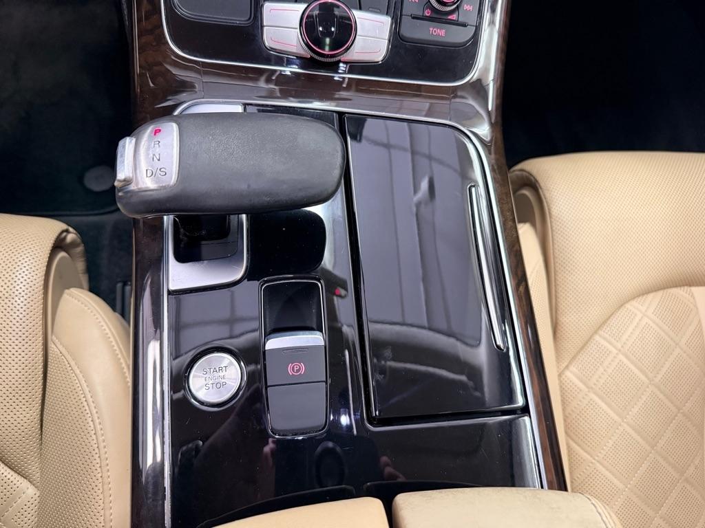 Audi A8  2014