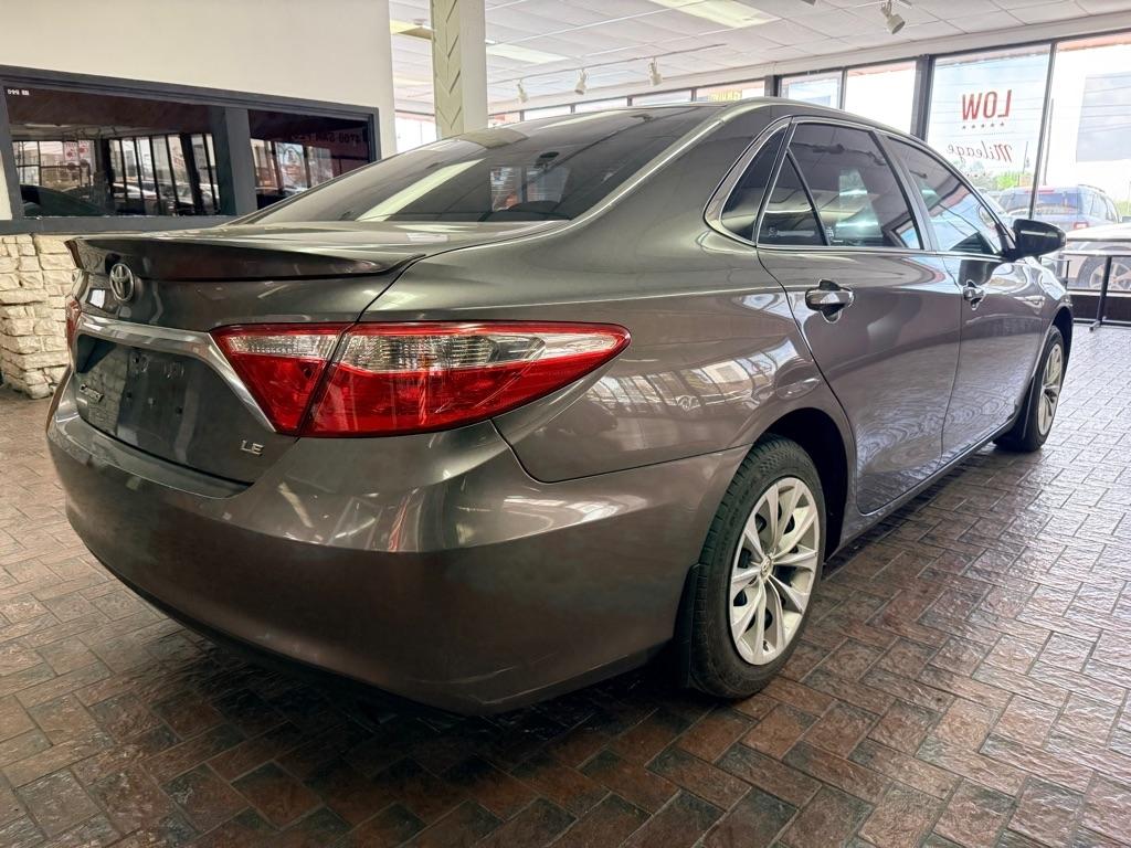 Toyota Camry  2015