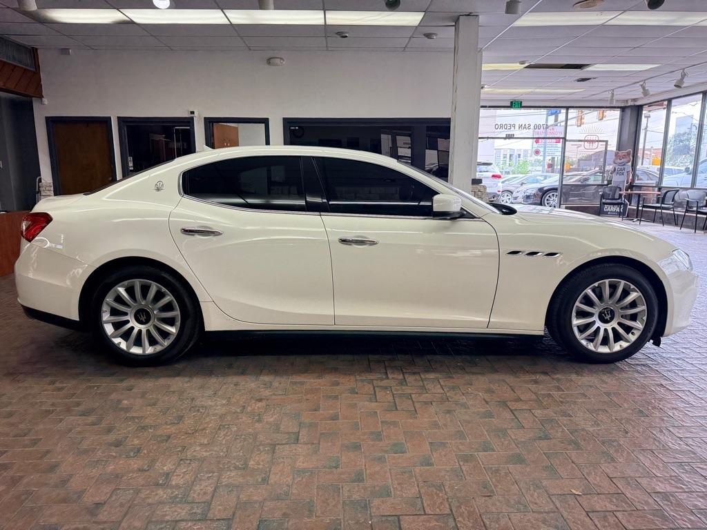 Maserati Ghibli  2014