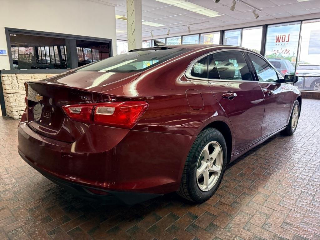 Chevrolet Malibu  2016