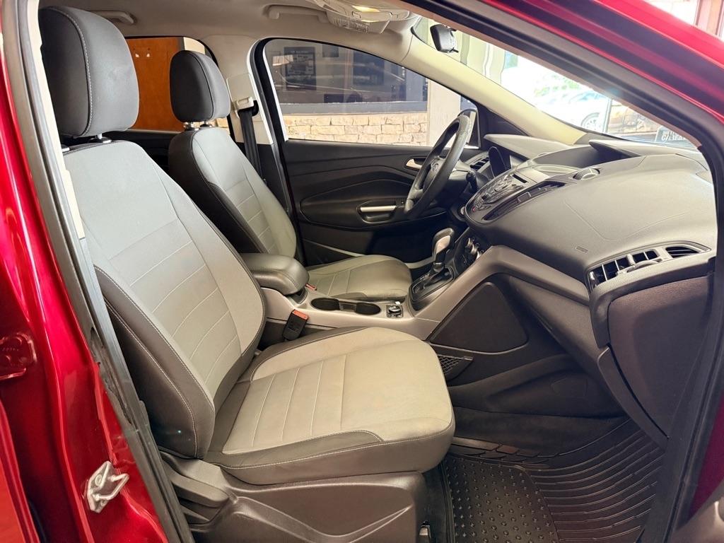Ford Escape  2016