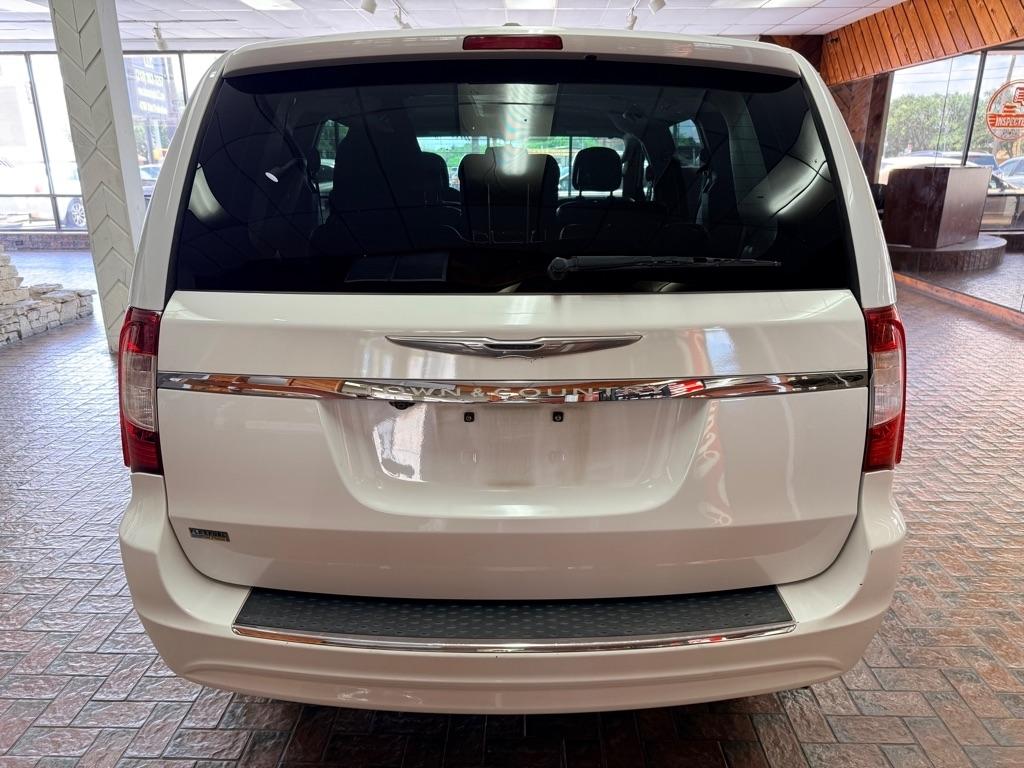 Chrysler Town & Country  2016