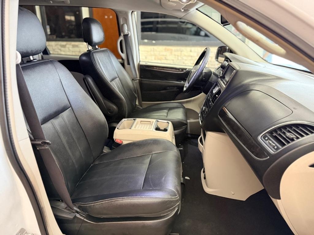 Chrysler Town & Country  2016