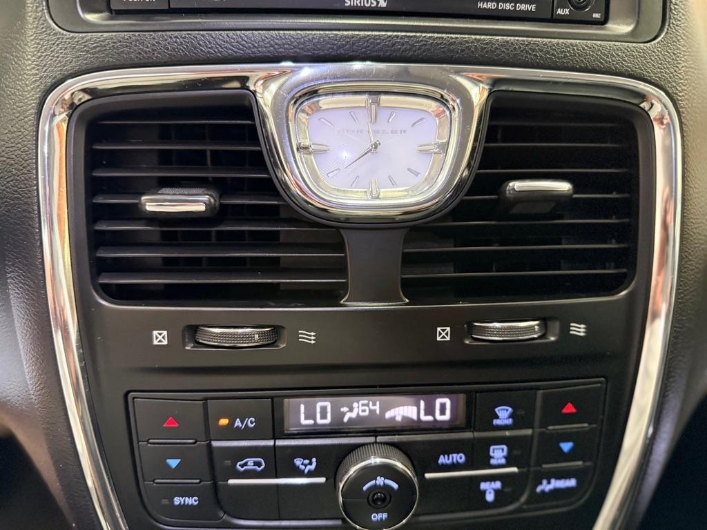 Chrysler Town & Country  2016