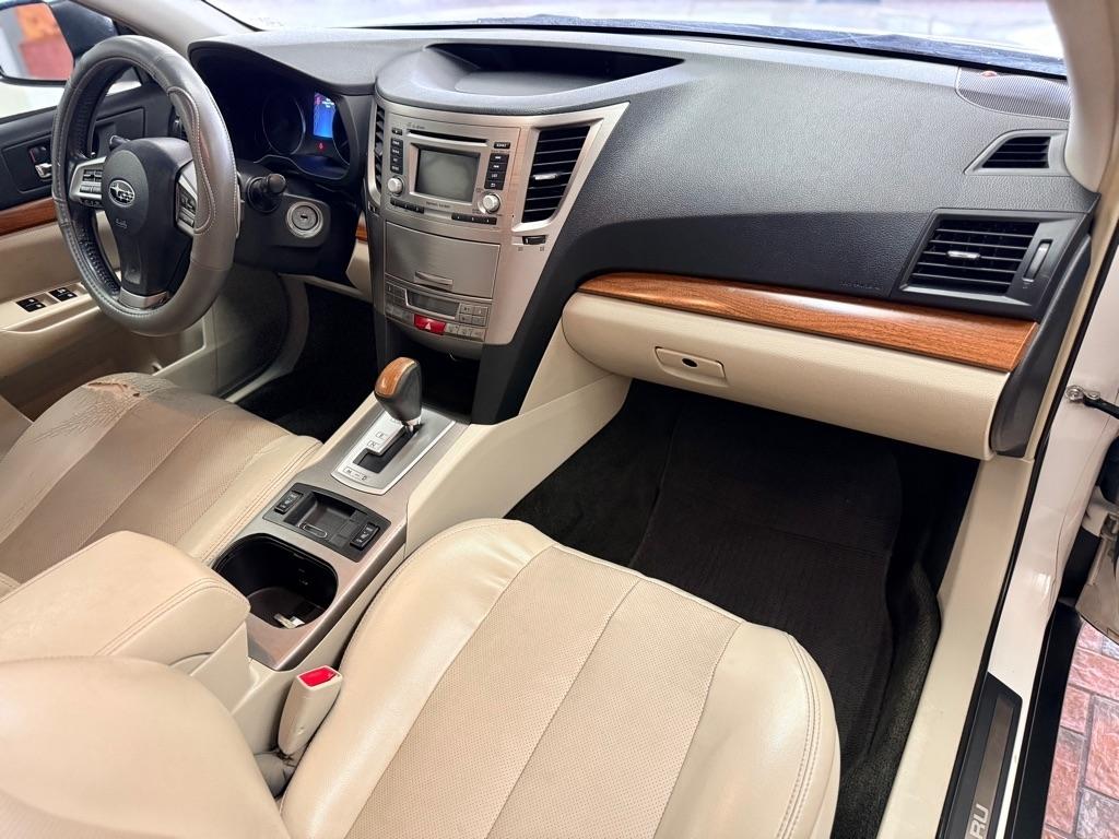 Subaru Outback  2014