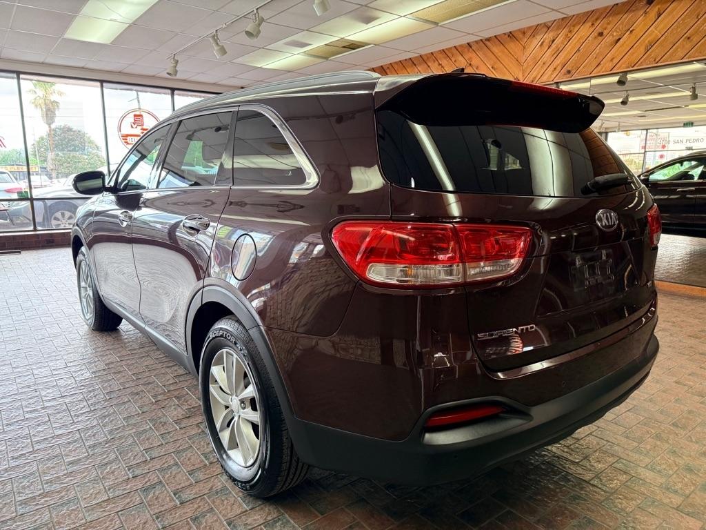 Kia Sorento  2016