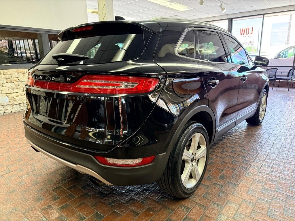 Lincoln MKC  2017