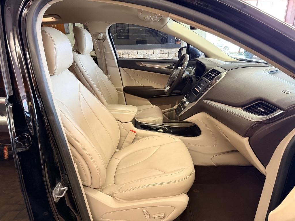 Lincoln MKC  2017