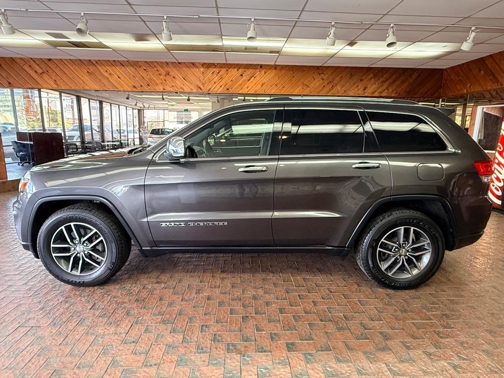 Jeep Grand Cherokee  2017