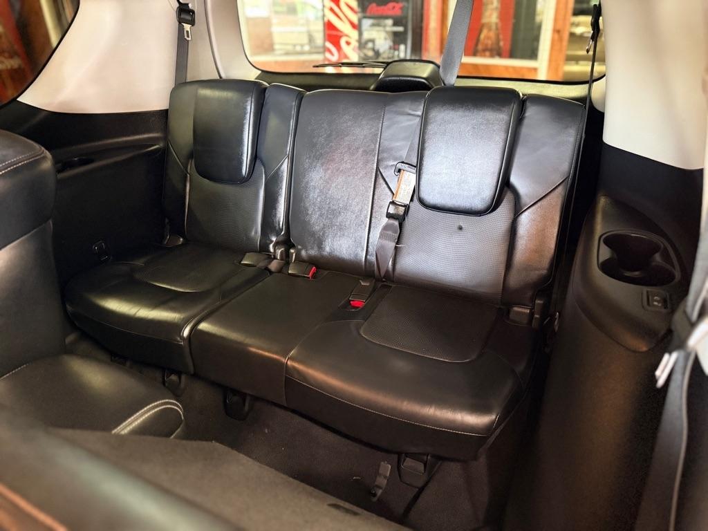 Nissan Armada  2017