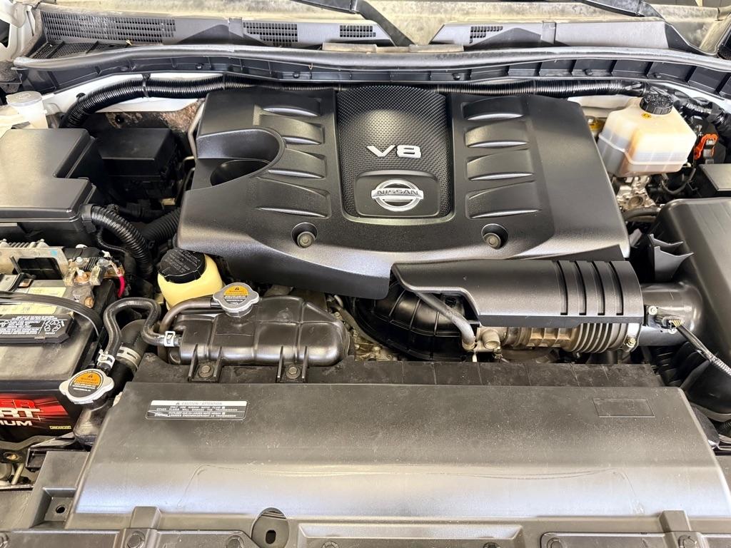 Nissan Armada  2017