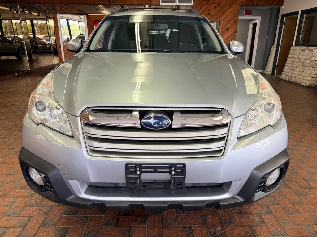 Subaru Outback  2013