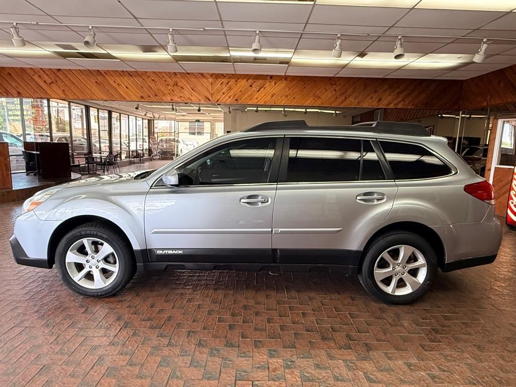 Subaru Outback  2013