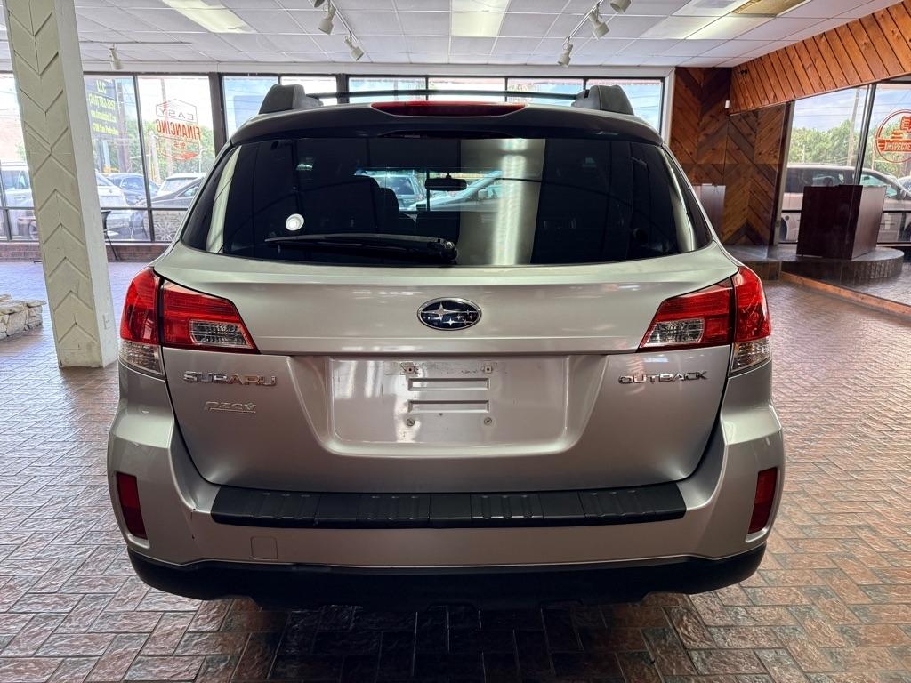 Subaru Outback  2013