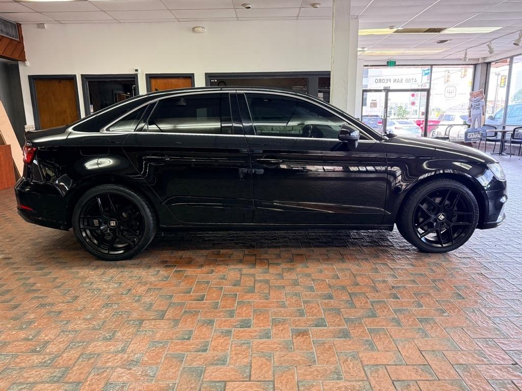 Audi A3  2019