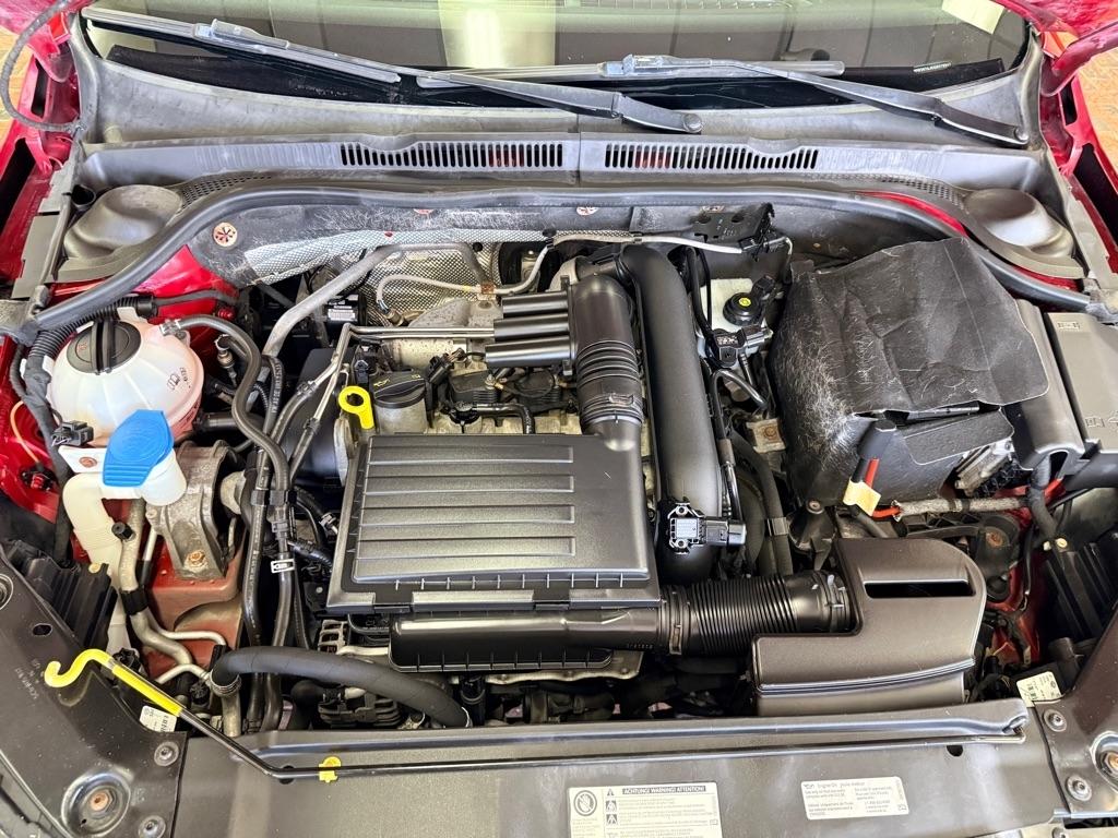 Volkswagen Jetta  2016